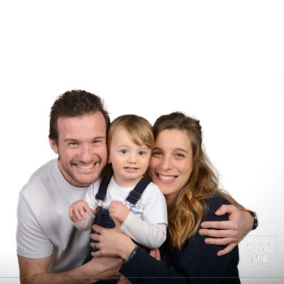 Offrez-vous un shooting famille en studio au Studio Mir