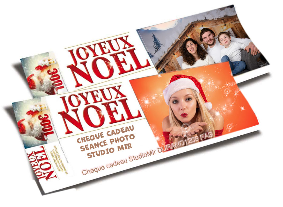 Chèques cadeaux au studio Mir. Idée de séance en famille avec les décors de Noël de notre studio parisien, ambiance festive pour des souvenirs en famille.