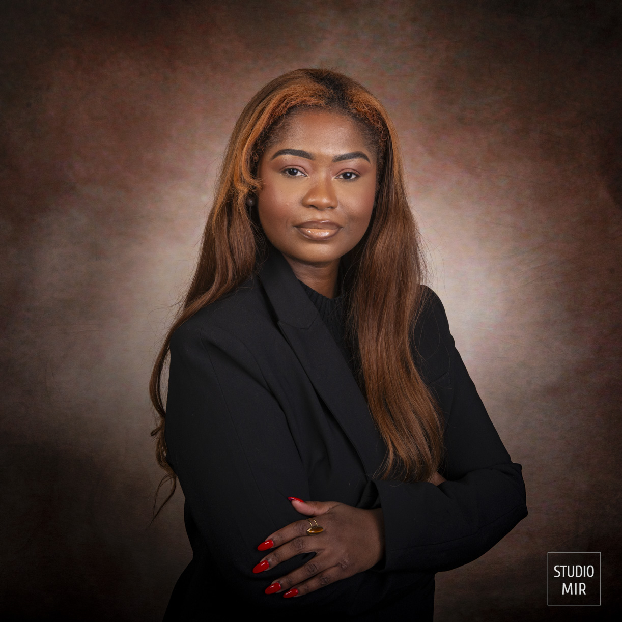 Photographe pro pour vos réseaux sociaux dans le Val de Marne. Studio photo professionnel à votre écoute pour des photos à votre image