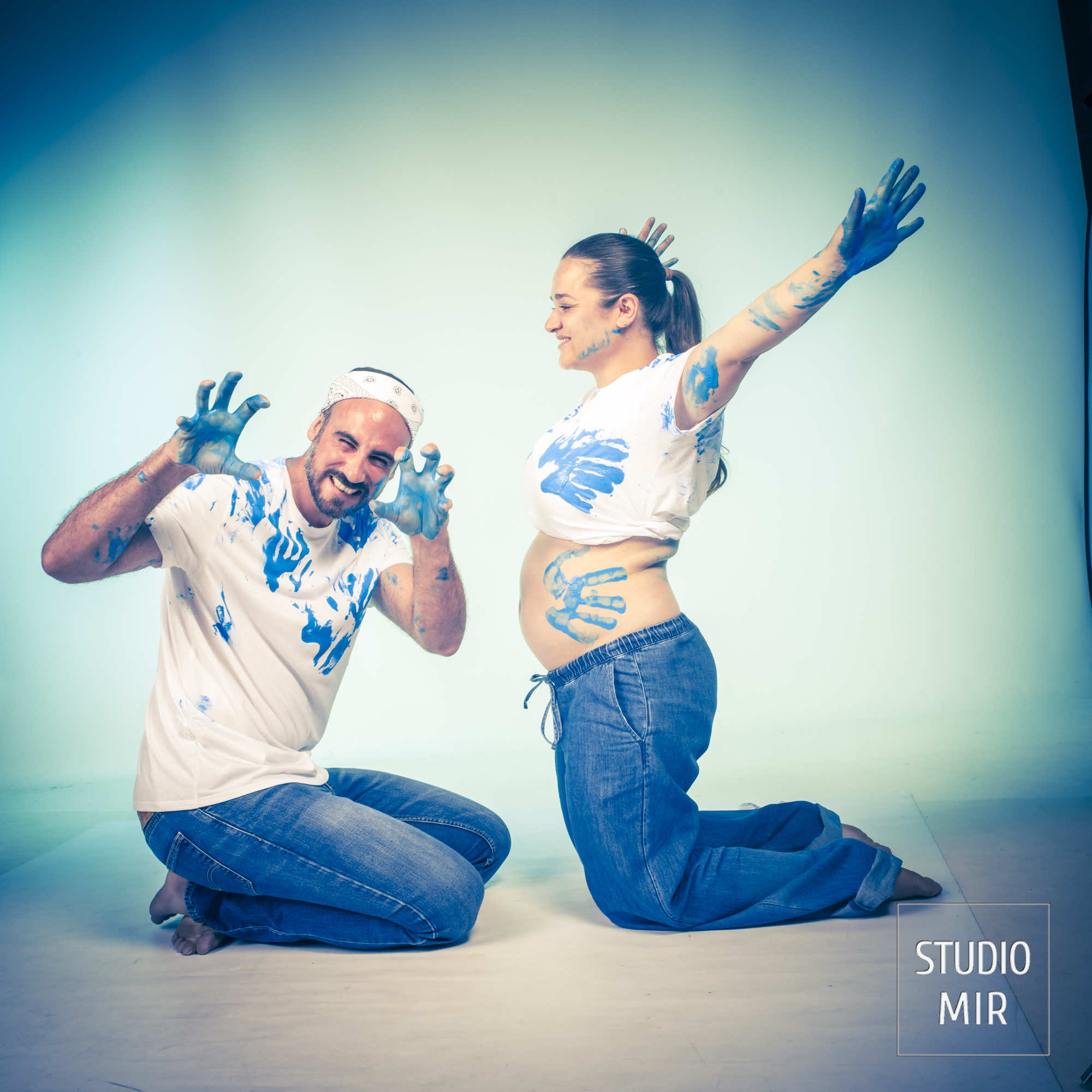 gender reveal, baby shower, future maman au studio photo Mir